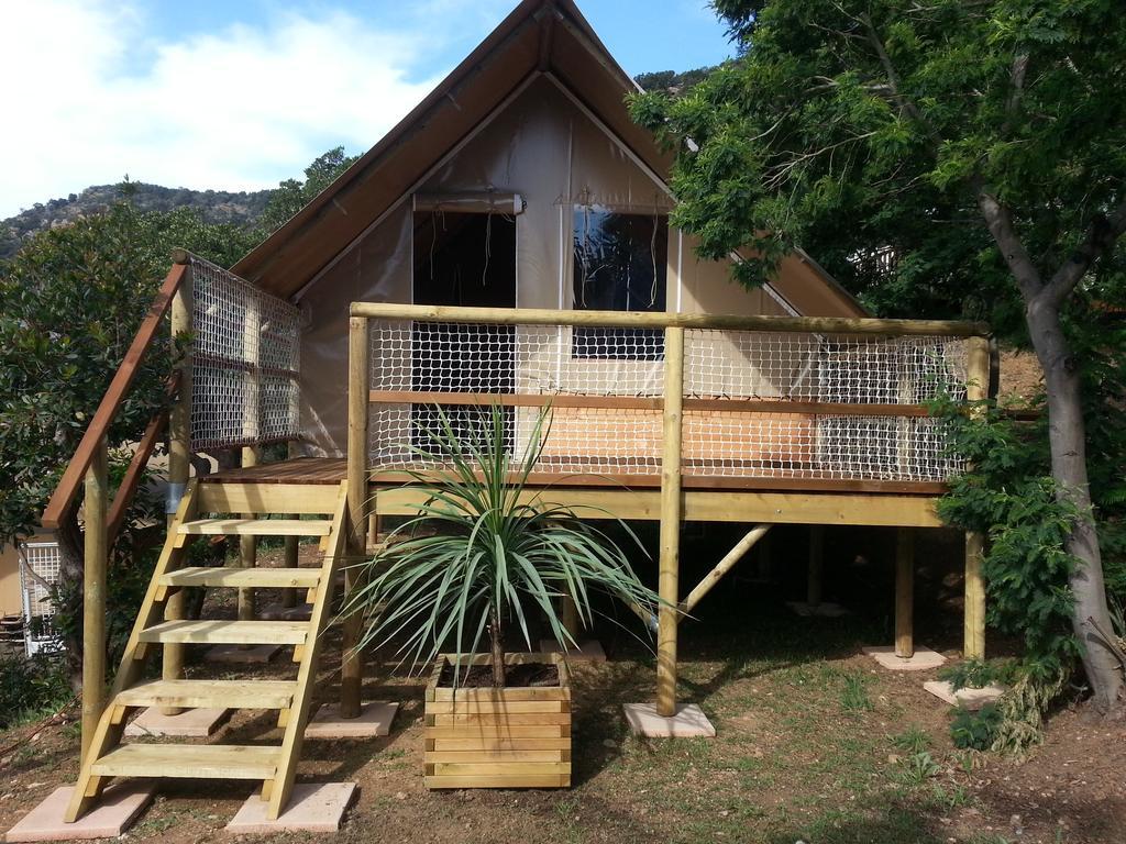 Camping Le Nid Du Parc Villars-les-Dombes Exterior foto